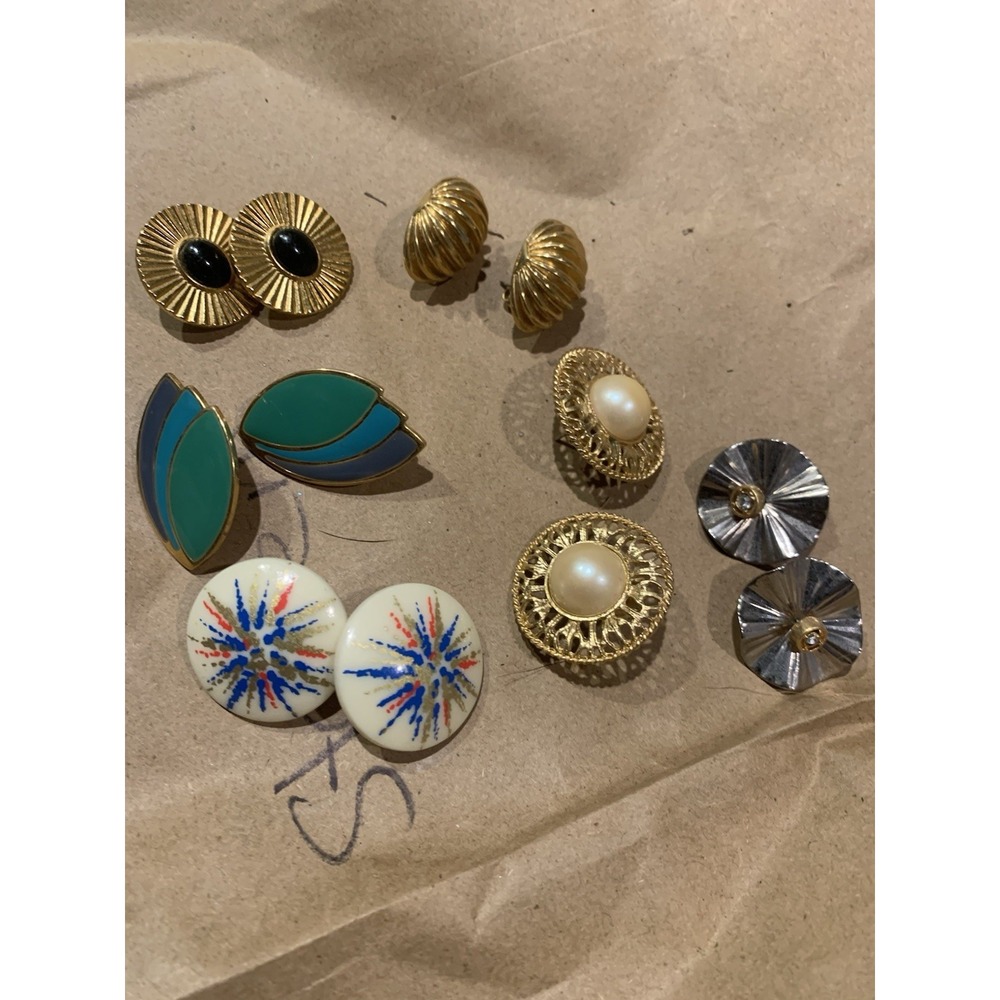Vintage 80's Avon Stud Earrings A/ Backs Lot Of 6 Enamel, Gold Tone, Cabachon